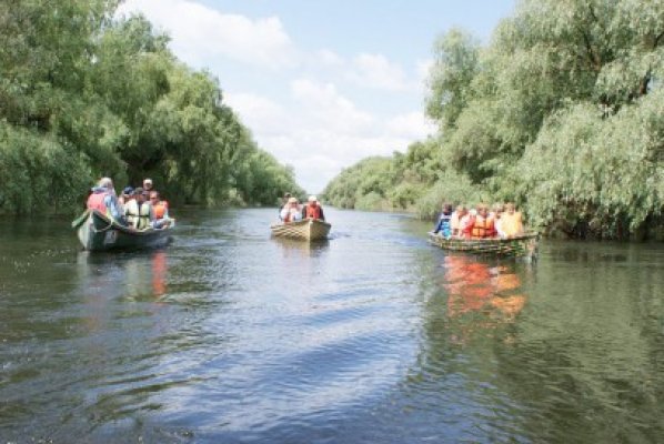 Accesul în zonele strict protejate din Deltă, sancţionat cu amenzi uriaşe